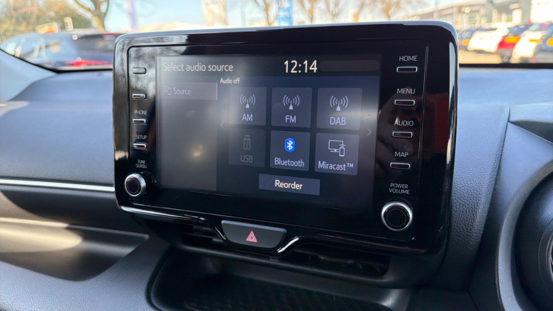 Toyota Yaris 1.5 Hybrid Design 5dr CVT Hybrid Hatchback